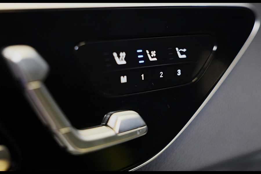 Mercedes-Benz CLE Cabriolet 300 4MATIC AMG Line / Massage / Head Up / Memory / Aircap / Leder / Verkoeling / Burmester / 20 Inch