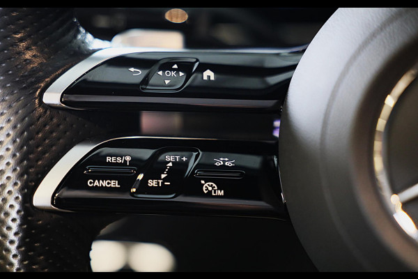 Mercedes-Benz CLE Cabriolet 300 4MATIC AMG Line / Massage / Head Up / Memory / Aircap / Leder / Verkoeling / Burmester / 20 Inch