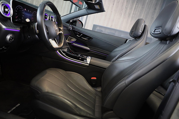 Mercedes-Benz CLE Cabriolet 300 4MATIC AMG Line / Massage / Head Up / Memory / Aircap / Leder / Verkoeling / Burmester / 20 Inch