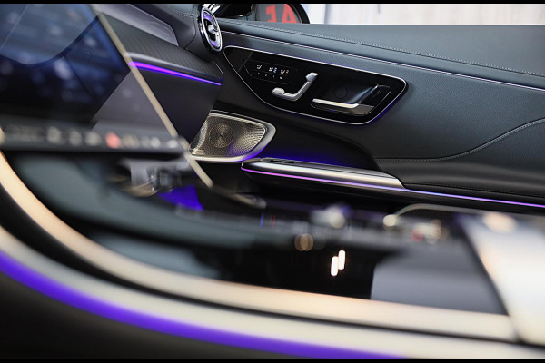 Mercedes-Benz CLE Cabriolet 300 4MATIC AMG Line / Massage / Head Up / Memory / Aircap / Leder / Verkoeling / Burmester / 20 Inch