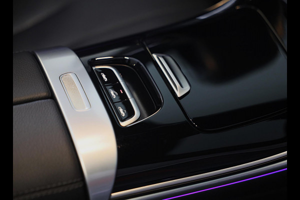 Mercedes-Benz CLE Cabriolet 300 4MATIC AMG Line / Massage / Head Up / Memory / Aircap / Leder / Verkoeling / Burmester / 20 Inch
