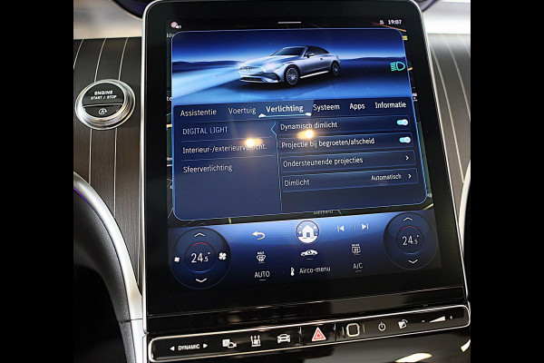 Mercedes-Benz CLE Cabriolet 300 4MATIC AMG Line / Massage / Head Up / Memory / Aircap / Leder / Verkoeling / Burmester / 20 Inch