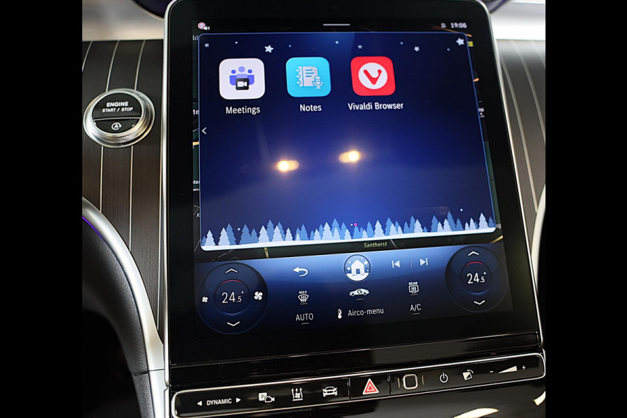 Mercedes-Benz CLE Cabriolet 300 4MATIC AMG Line / Massage / Head Up / Memory / Aircap / Leder / Verkoeling / Burmester / 20 Inch