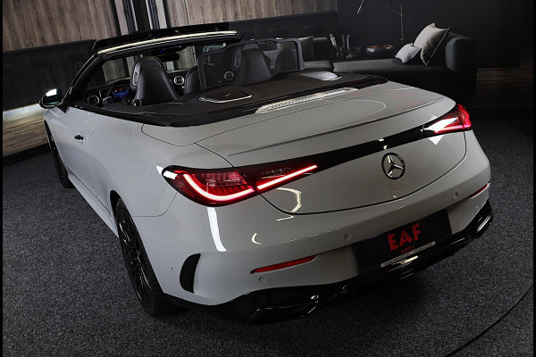 Mercedes-Benz CLE Cabriolet 300 4MATIC AMG Line / Massage / Head Up / Memory / Aircap / Leder / Verkoeling / Burmester / 20 Inch