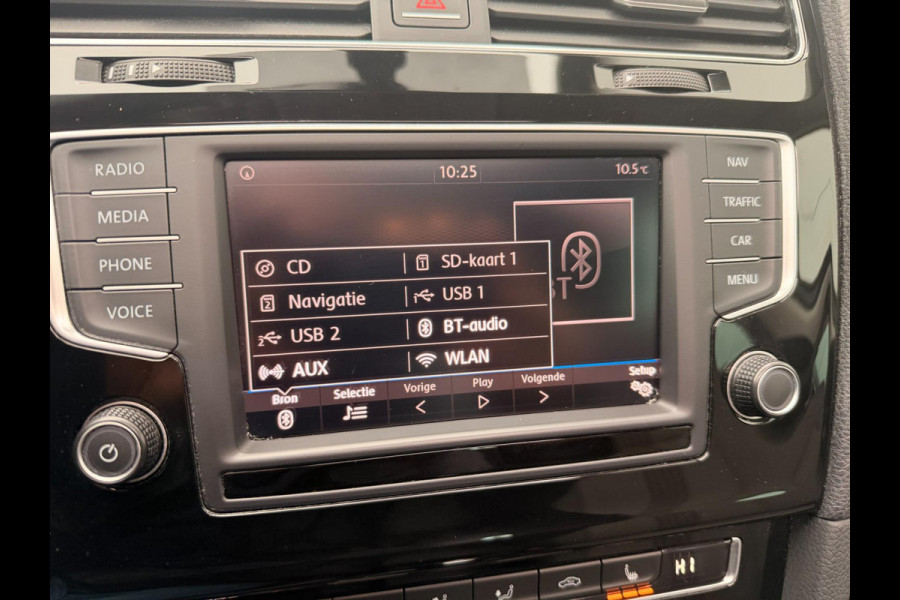 Volkswagen Golf 1.4 TSI Business R -Line DSG Schuif/opendak Cruise Navigatie Stoelverw Clima Parkpilot