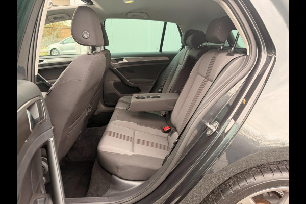Volkswagen Golf 1.4 TSI Business R -Line DSG Schuif/opendak Cruise Navigatie Stoelverw Clima Parkpilot