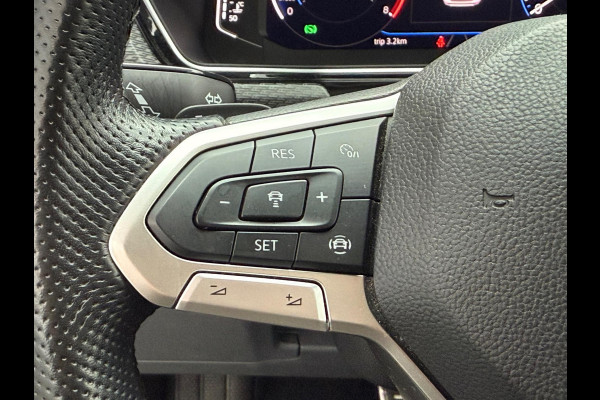 Volkswagen T-Cross 1.5 TSI R-Line | ACC | Airco | PDC |