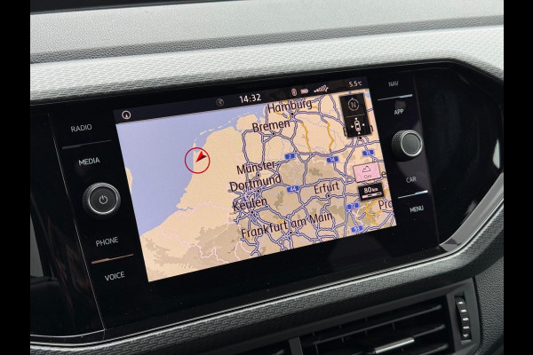 Volkswagen T-Cross 1.5 TSI R-Line | ACC | Airco | PDC |