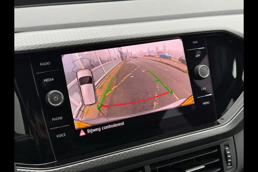 Volkswagen T-Cross 1.5 TSI R-Line | ACC | Airco | PDC |