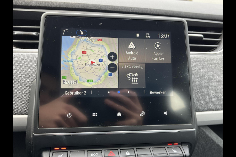 Renault ZOE R135 Intens 52 kWh VAN: €16.900- VOOR: €13.877,- UW EINDEJAARSVOORDEEL: €3.023 |SOH 94% KOOPACCU | 3-FASE LADER + SNELLAADFUNCTIE | STOEL + STUURWIELVERWARMING | CAMERA | NAVI |Rijklaar geleverd met 12 maanden BOVAG-garantie