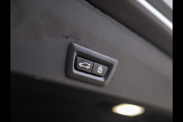 BMW XM PHEV 30 kWh | B&W | Achterasbesturing | 23" | Keyless