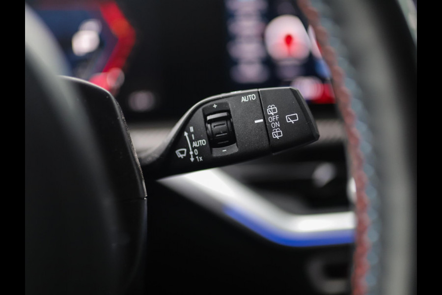 BMW XM PHEV 30 kWh | B&W | Achterasbesturing | 23" | Keyless