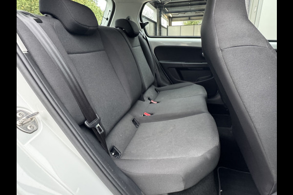 Volkswagen up! 1.0 Climate control/Camera/Cruise control/PDC 02-03-2027 APK