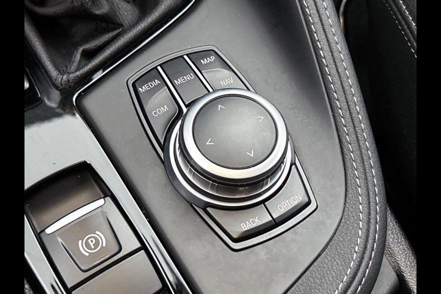 BMW X1 xDrive25e Exe.Ed. 221PK PLUG-In M Sport AD-CRUISE | CAMERA | PANORAMADAK