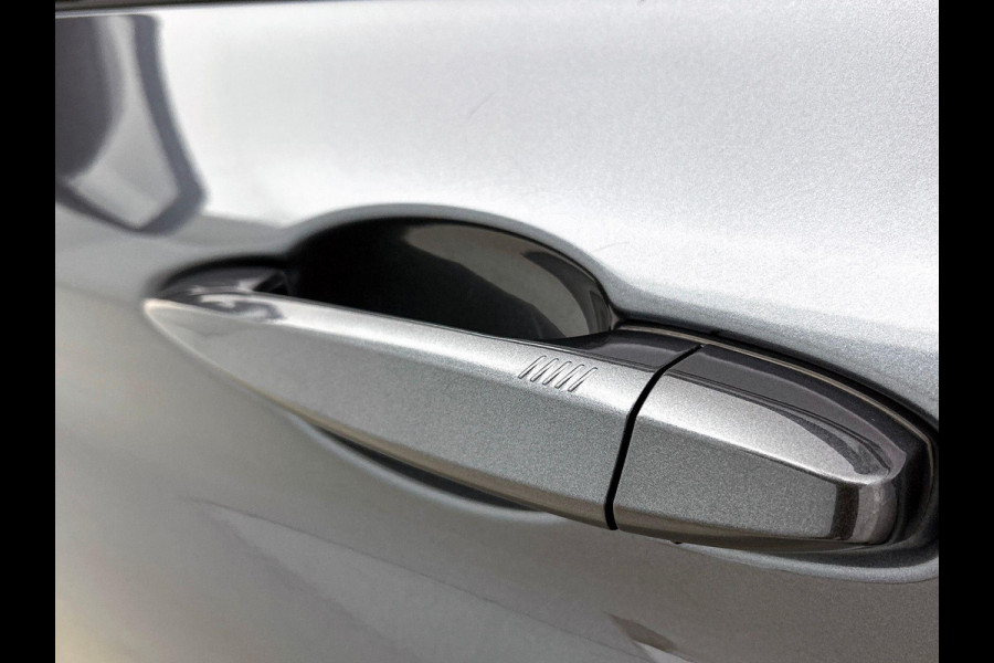 BMW X1 xDrive25e Exe.Ed. 221PK PLUG-In M Sport AD-CRUISE | CAMERA | PANORAMADAK