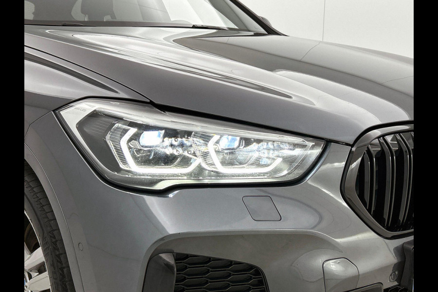 BMW X1 xDrive25e Exe.Ed. 221PK PLUG-In M Sport AD-CRUISE | CAMERA | PANORAMADAK