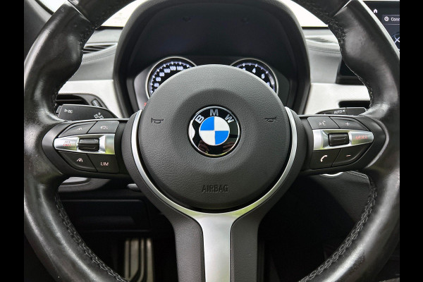 BMW X1 xDrive25e Exe.Ed. 221PK PLUG-In M Sport AD-CRUISE | CAMERA | PANORAMADAK