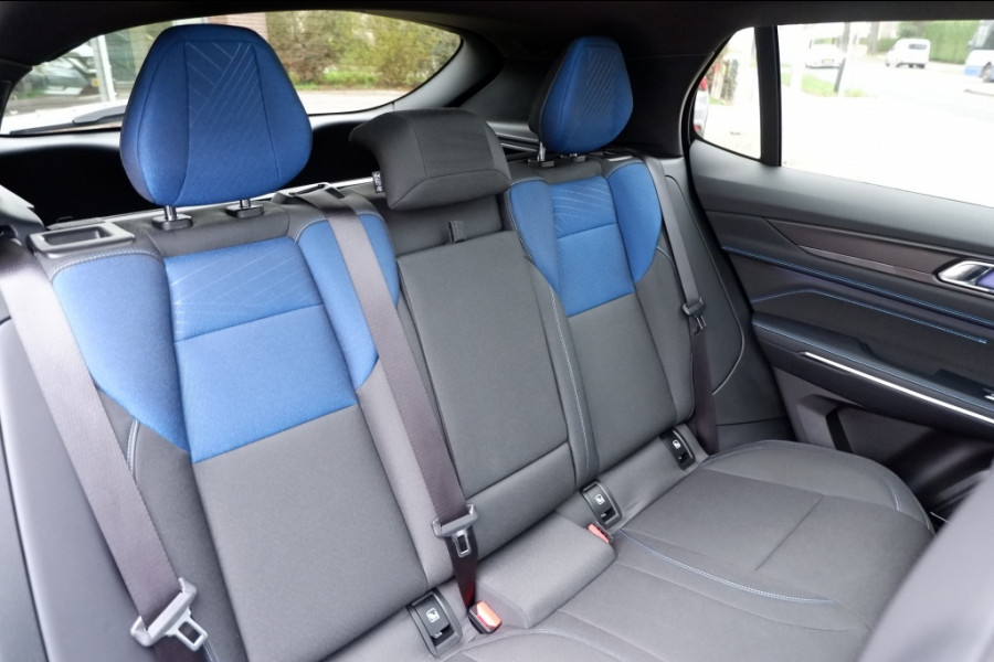 Lynk & Co 01 Lynk&Co 1.5 / INCL. FABRIEKS-GARANTIE