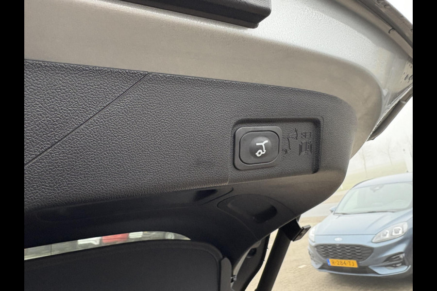 Ford Puma 1.0 EcoBoost Hybrid ST-Line 125pk | Winterpack | Driver Assistance Pack | Trekhaak afneembaar | Panorama dak | Matrix Led | 19 inch licht metaal | Reserve wiel | Comfort Pack