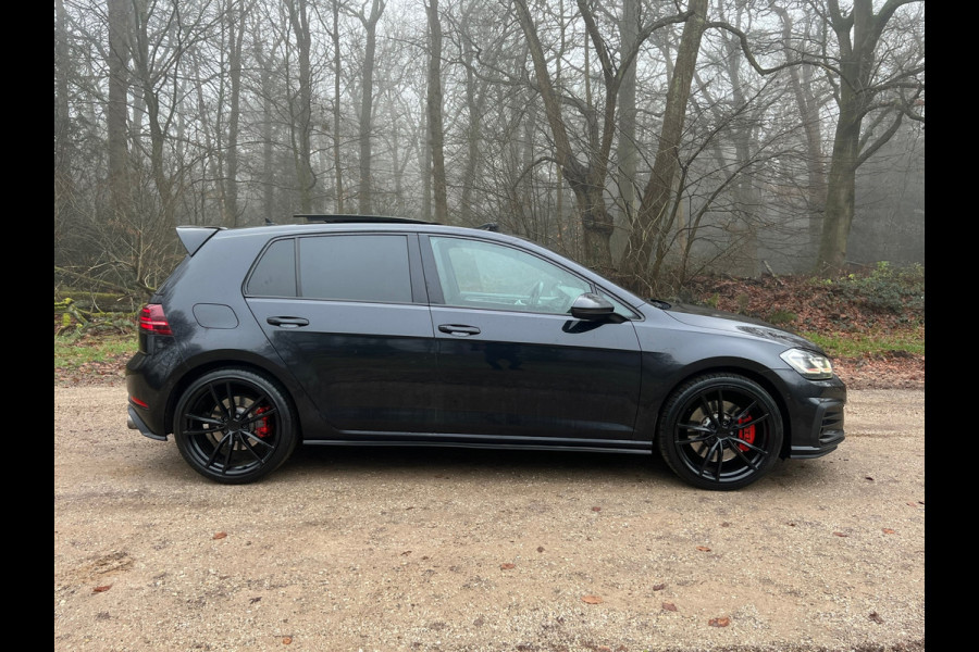 Volkswagen Golf 2.0 TSI GTI Performance | Pano | Kleppensyteem | Sfeerverlichting | Keyless |