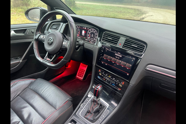 Volkswagen Golf 2.0 TSI GTI Performance | Pano | Kleppensyteem | Sfeerverlichting | Keyless |