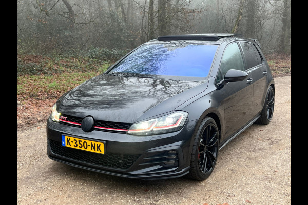 Volkswagen Golf 2.0 TSI GTI Performance | Pano | Kleppensyteem | Sfeerverlichting | Keyless |