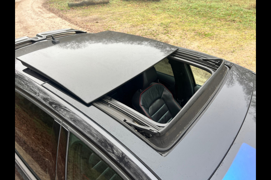 Volkswagen Golf 2.0 TSI GTI Performance | Pano | Kleppensyteem | Sfeerverlichting | Keyless |