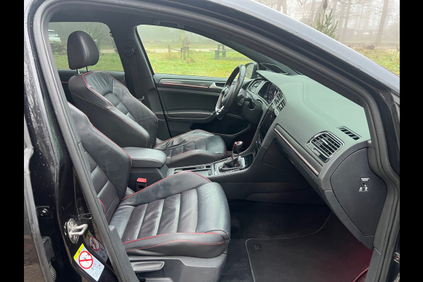 Volkswagen Golf 2.0 TSI GTI Performance | Pano | Kleppensyteem | Sfeerverlichting | Keyless |