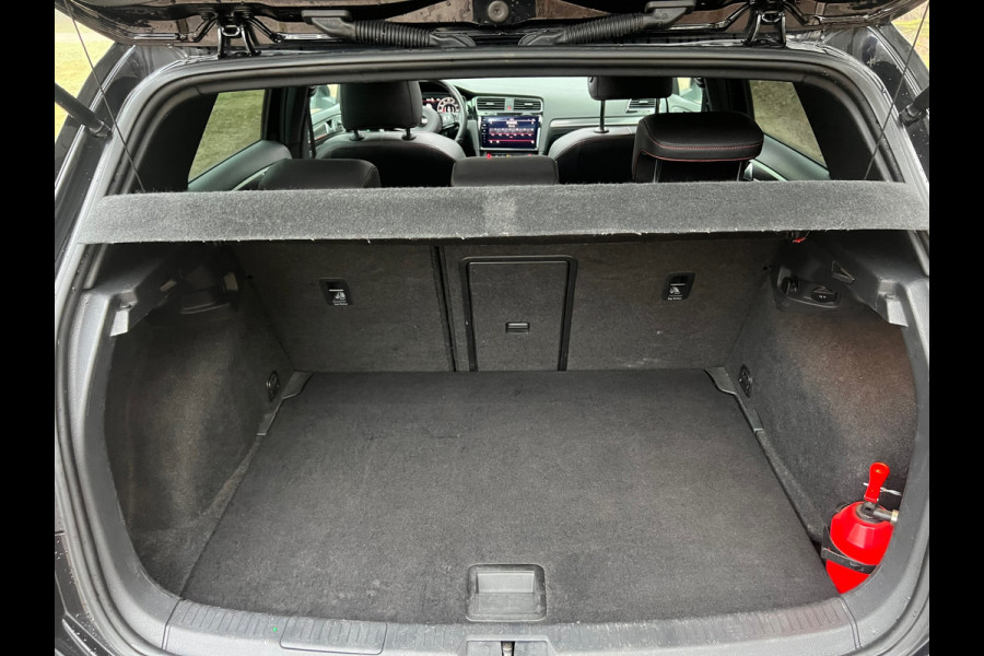Volkswagen Golf 2.0 TSI GTI Performance | Pano | Kleppensyteem | Sfeerverlichting | Keyless |
