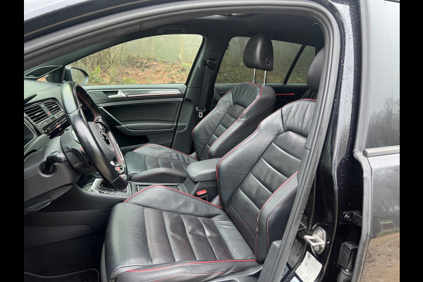 Volkswagen Golf 2.0 TSI GTI Performance | Pano | Kleppensyteem | Sfeerverlichting | Keyless |