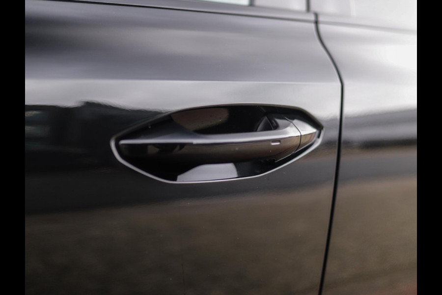 Audi RS 3 Limousine 2.5 TFSI A3 quattro | CT Carbon | RS-Dynamic | Matrix | Keyless | B&O | Leder | Camera