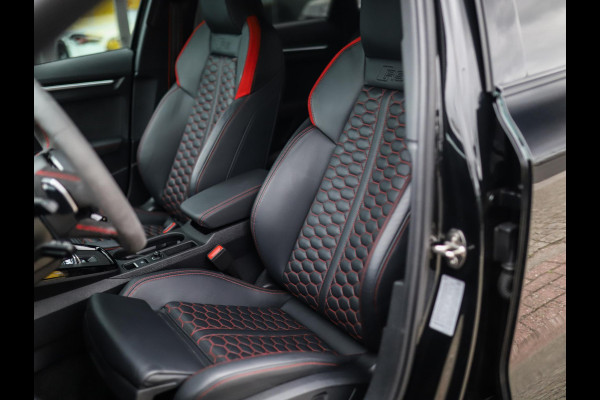 Audi RS 3 Limousine 2.5 TFSI A3 quattro | CT Carbon | RS-Dynamic | Matrix | Keyless | B&O | Leder | Camera