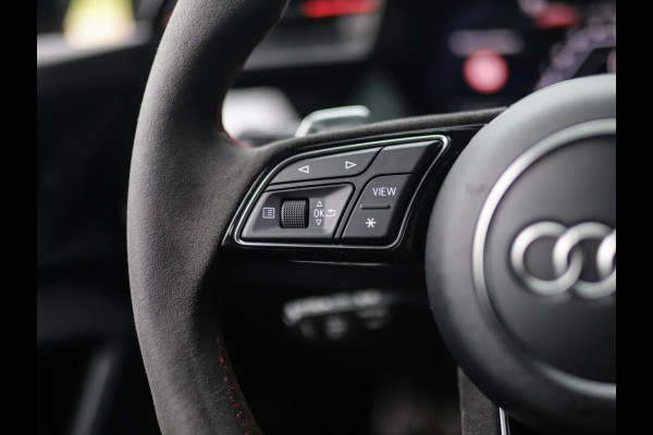 Audi RS 3 Limousine 2.5 TFSI A3 quattro | CT Carbon | RS-Dynamic | Matrix | Keyless | B&O | Leder | Camera