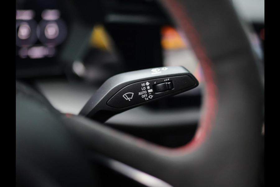 Audi RS 3 Limousine 2.5 TFSI A3 quattro | CT Carbon | RS-Dynamic | Matrix | Keyless | B&O | Leder | Camera