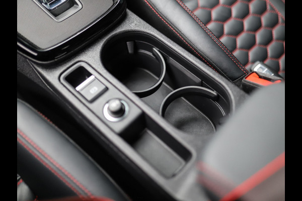 Audi RS 3 Limousine 2.5 TFSI A3 quattro | CT Carbon | RS-Dynamic | Matrix | Keyless | B&O | Leder | Camera