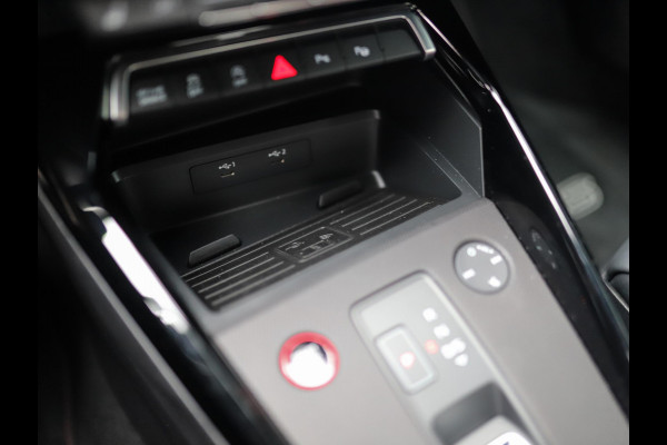 Audi RS 3 Limousine 2.5 TFSI A3 quattro | CT Carbon | RS-Dynamic | Matrix | Keyless | B&O | Leder | Camera