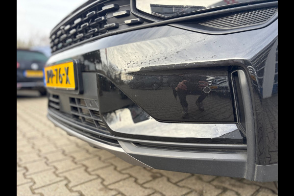 Lynk & Co 01 1.5 PHEV 261 PK AUTOMAAT BLACK EDITION (BOVAG/RIJKLAARPRIJS)