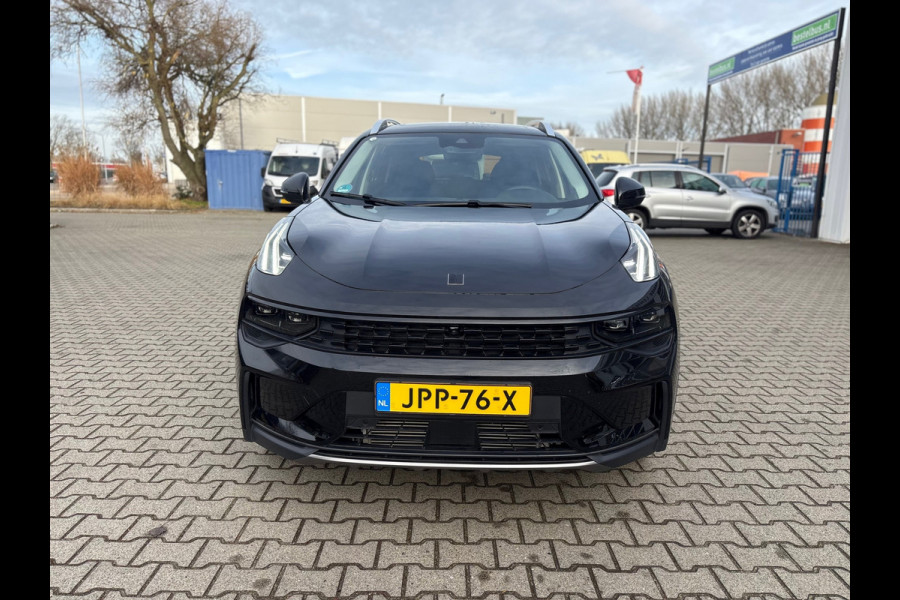 Lynk & Co 01 1.5 PHEV 261 PK AUTOMAAT BLACK EDITION (BOVAG/RIJKLAARPRIJS)