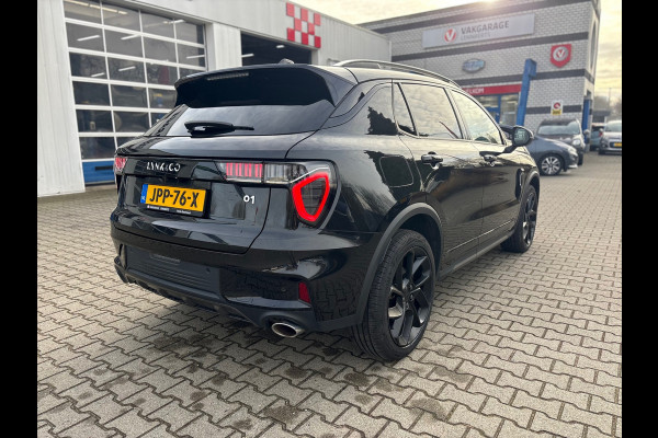 Lynk & Co 01 1.5 PHEV 261 PK AUTOMAAT BLACK EDITION (BOVAG/RIJKLAARPRIJS)
