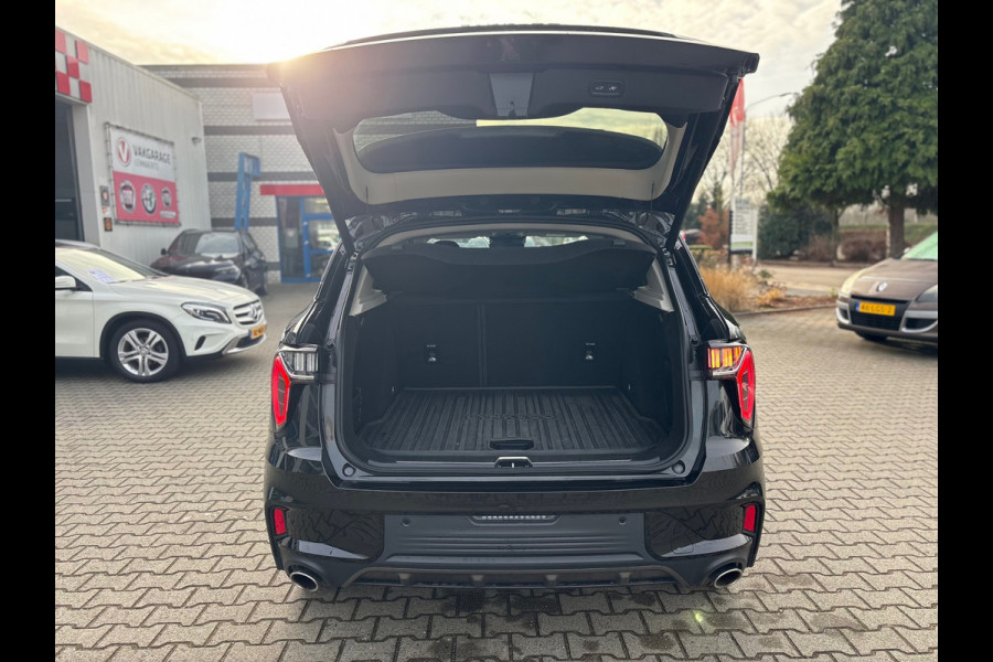 Lynk & Co 01 1.5 PHEV 261 PK AUTOMAAT BLACK EDITION (BOVAG/RIJKLAARPRIJS)