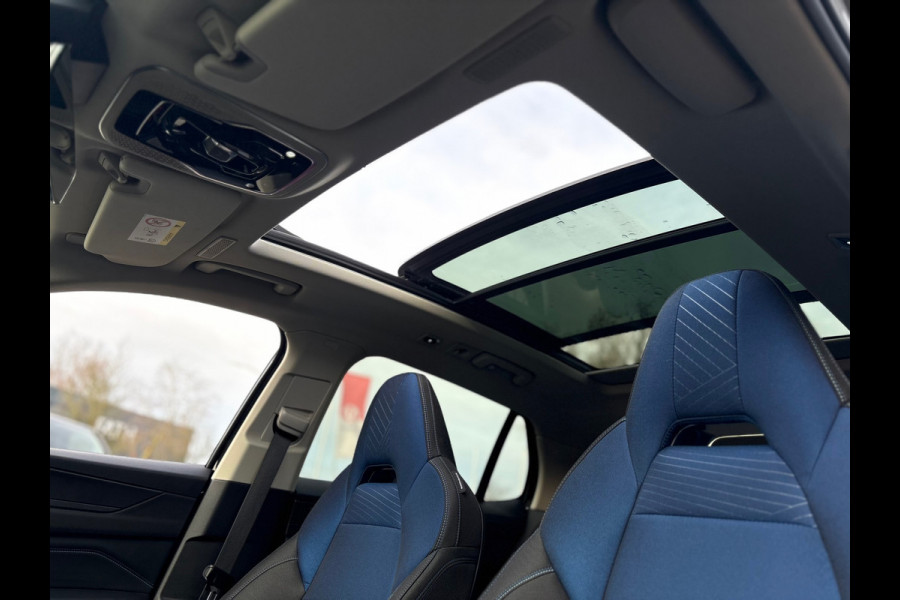 Lynk & Co 01 1.5 PHEV 261 PK AUTOMAAT BLACK EDITION (BOVAG/RIJKLAARPRIJS)