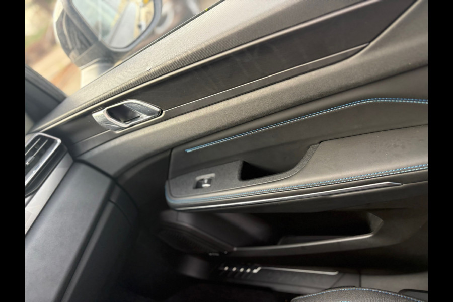 Lynk & Co 01 1.5 PHEV 261 PK AUTOMAAT BLACK EDITION (BOVAG/RIJKLAARPRIJS)