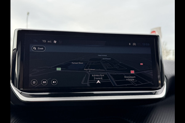Peugeot 2008 1.2 PureTech 130 Allure | Automaat | Apple Carplay/Android auto | Navigatie pack | Camera voor + achter