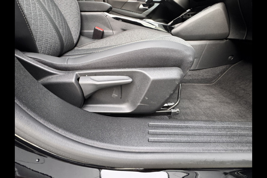 Peugeot 2008 1.2 PureTech 130 Allure | Automaat | Apple Carplay/Android auto | Navigatie pack | Camera voor + achter