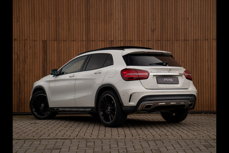 Mercedes-Benz GLA 200 Business | AMG Pakket | Pano-dak | Sportstoelen | Harman/Kardon