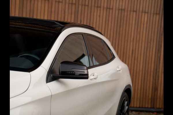 Mercedes-Benz GLA 200 Business | AMG Pakket | Pano-dak | Sportstoelen | Harman/Kardon