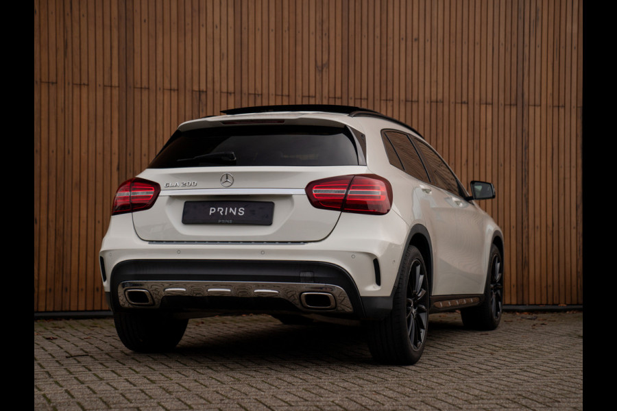 Mercedes-Benz GLA 200 Business | AMG Pakket | Pano-dak | Sportstoelen | Harman/Kardon