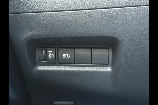 Toyota Aygo X 1.5 Hybrid Play | Celestite grey, Apple CarPlay/Android Auto, Parkeercamera, Adaptive cruise control