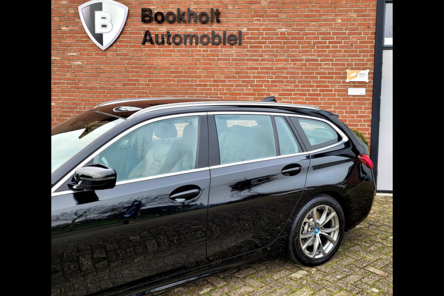 BMW 3 Serie Touring 320e Laser, Mokka Sport-leder, Stuurverw. Luxury Line (1e eig. NL NAP)