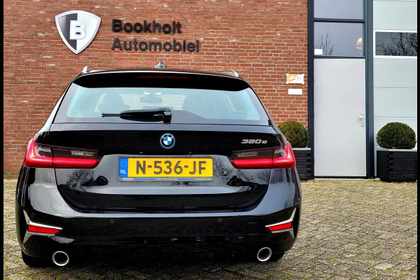 BMW 3 Serie Touring 320e Laser, Mokka Sport-leder, Stuurverw. Luxury Line (1e eig. NL NAP)